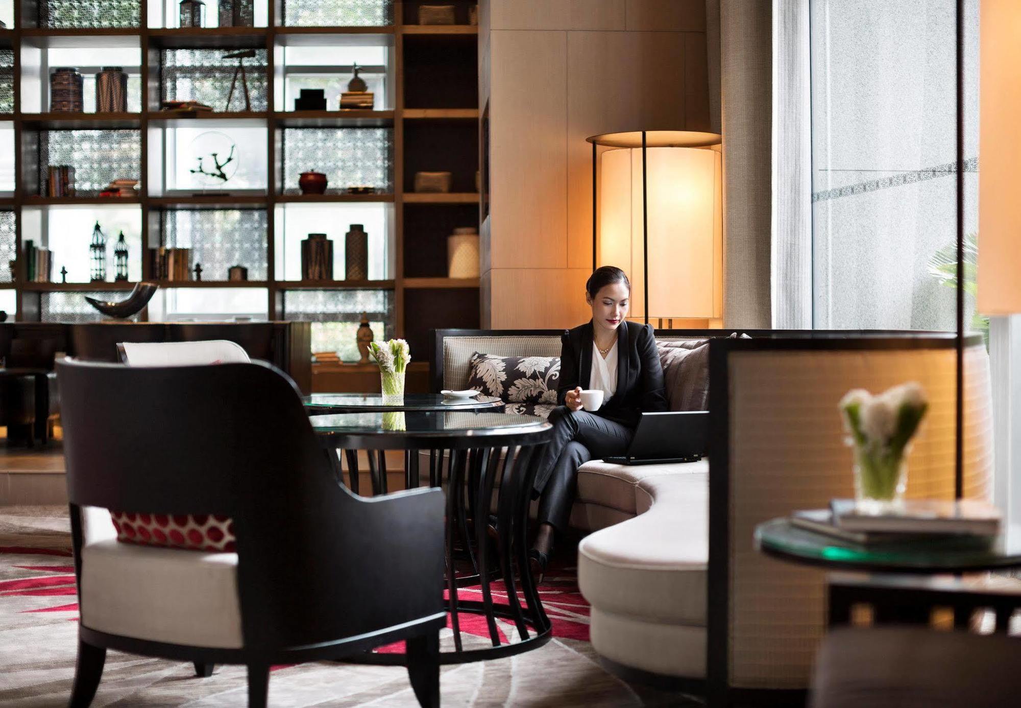 Marriott Executive Apartments Bangkok, Sukhumvit Thonglor Exterior photo